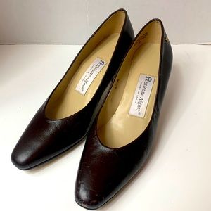 Vintage Etienne Aigner Made in Spain Brown Leather Heels sz 6.5